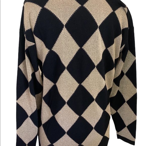 Black and Gold Metallic pullover sweater - Picture 3 of 5